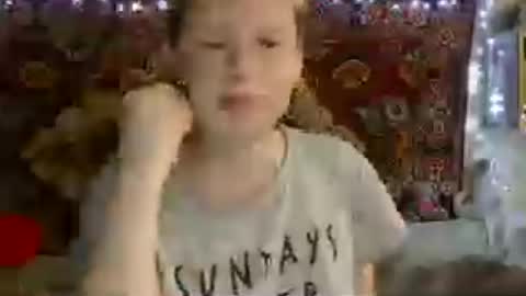 Snapshot of miss_elistia_ chatting on 07/27/26, 11:28 Elis online show from 07/27/26, 11:28