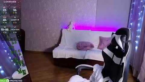 Emily online show from 07/28/26, 02:13