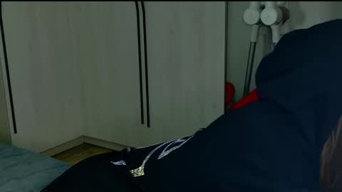 Snapshot of miss_emily_miller chatting on 11/20/25, 06:07 Emily online show from 11/20/25, 06:07