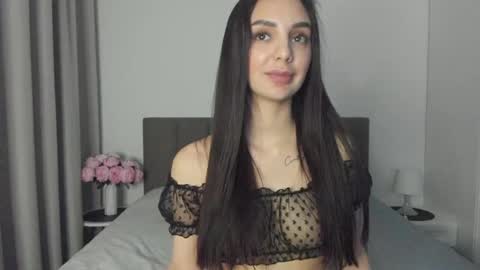 Emily online show from 02/08/25, 06:44
