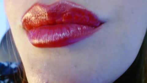 Snapshot of miss_evoleth2 chatting on 11/03/25, 10:49 Miss Evoleth online show from 11/03/25, 10:49