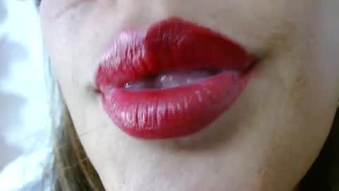Snapshot of miss_evoleth2 chatting on 02/20/26, 05:04 Miss Evoleth online show from 02/20/26, 05:04