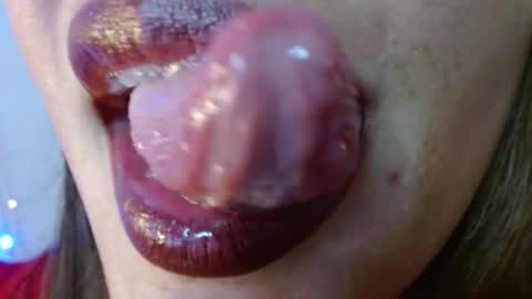 Snapshot of miss_evoleth2 chatting on 03/26/26, 10:15 Miss Evoleth online show from 03/26/26, 10:15