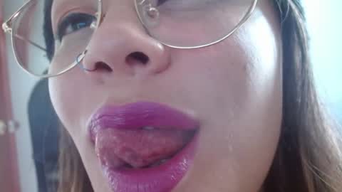 Snapshot of miss_evoleth2 chatting on 05/25/26, 07:42 Miss Evoleth online show from 05/25/26, 07:42