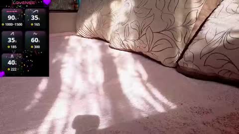 Snapshot of miss_flexi_sun chatting on 10/22/25, 07:41 ................................ online show from 10/22/25, 07:41