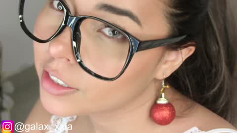  Elisabeth  IG galax xxia       online show from 12/02/24, 11:18