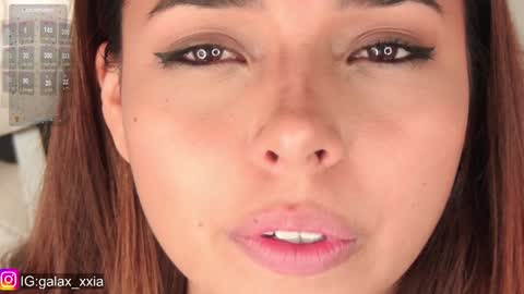  Elisabeth  IG galax xxia       online show from 01/07/25, 10:11