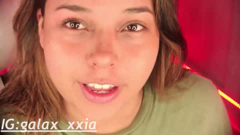  Elisabeth  IG galax xxia       online show from 10/17/25, 08:55