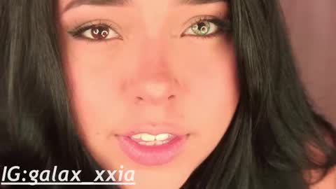  Elisabeth  IG galax xxia       online show from 10/29/25, 08:10