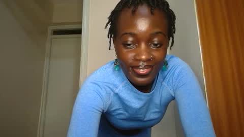 Snapshot of miss_jamilla255 chatting on 11/07/25, 01:33 SensuElle WHAT I DONT SHOW HERE... YOULL ONLY SEE IN PRIVATE online show from 11/07/25, 01:33