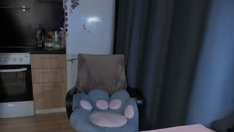 Snapshot of miss_jess_rabbit chatting on 12/17/24, 11:28 Jess online show from 12/17/24, 11:28