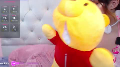 miss_jhelenaa_ online show from 11/10/25, 12:09