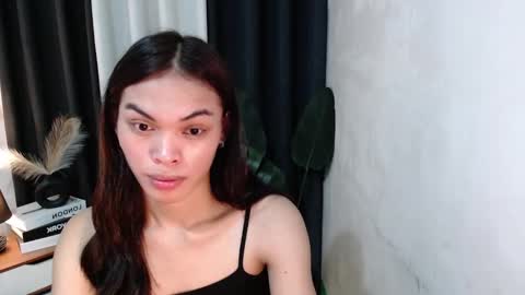 Snapshot of miss_jhes chatting on 12/03/25, 01:24 Jhes online show from 12/03/25, 01:24