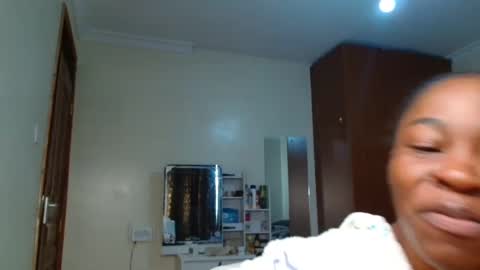 Snapshot of miss_kiarrafit chatting on 12/08/24, 09:46 Miss Kiarrafit online show from 12/08/24, 09:46