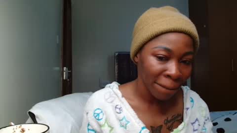 Snapshot of miss_kiarrafit chatting on 12/12/24, 05:31 Miss Kiarrafit online show from 12/12/24, 05:31