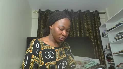 Snapshot of miss_kiarrafit chatting on 12/05/25, 03:52 Miss Kiarrafit online show from 12/05/25, 03:52