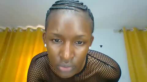 Snapshot of miss_kiki7 chatting on 10/16/25, 08:04 kiki online show from 10/16/25, 08:04