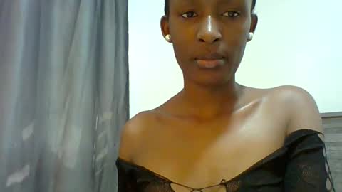 Snapshot of miss_kiki7 chatting on 10/27/25, 07:34 kiki online show from 10/27/25, 07:34