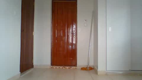 kiki online show from 11/02/25, 10:39