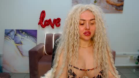 miss_kiten online show from 02/09/25, 02:38