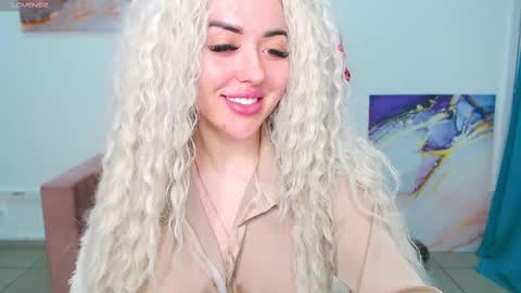 miss_kiten online show from 02/19/25, 05:05