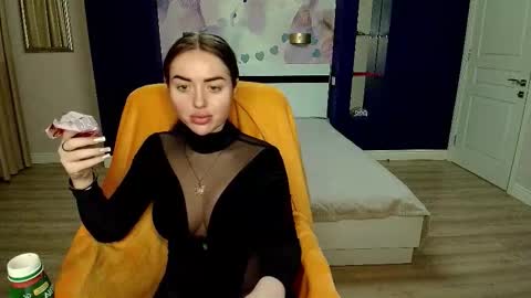 miss_kiten online show from 01/08/26, 02:36
