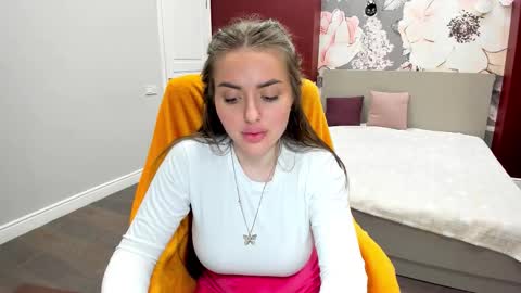 miss_kiten online show from 02/23/26, 12:09