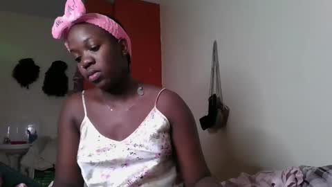 Snapshot of miss_kookie chatting on 01/21/25, 07:04 miss_kookie online show from 01/21/25, 07:04