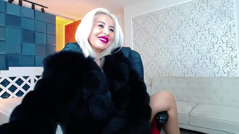 Miss Kora online show from 01/14/25, 11:31