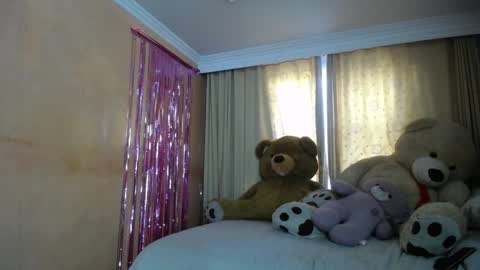 lilieth  online show from 12/13/24, 10:23