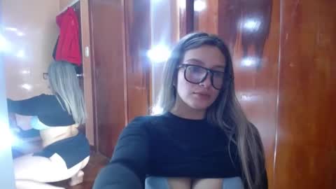 lilieth  online show from 02/23/25, 10:20