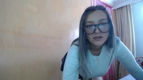 lilieth  online show from 01/05/26, 05:27