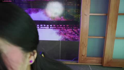miss_lucyla online show from 12/23/24, 11:04