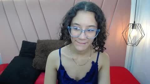 mia online show from 09/11/25, 01:49