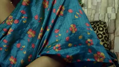 Mahi online show from 09/18/25, 06:21