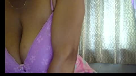 Mahi online show from 05/05/26, 06:32