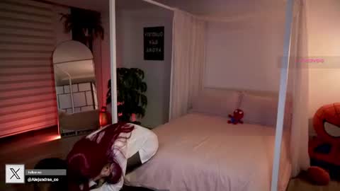 Alejandra online show from 06/15/26, 01:08