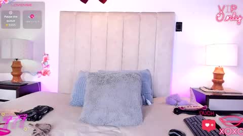 Snapshot of miss_milf_ chatting on 04/10/26, 07:51 miss_milf_ online show from 04/10/26, 07:51