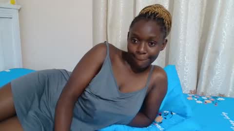 Snapshot of miss_monroee chatting on 04/24/26, 03:31 monroe online show from 04/24/26, 03:31