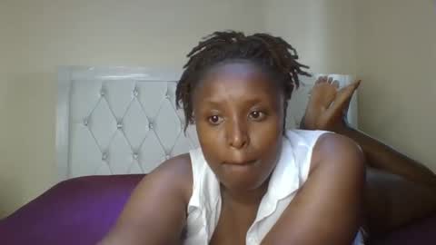 Snapshot of miss_nada chatting on 01/09/26, 10:07 sophia online show from 01/09/26, 10:07