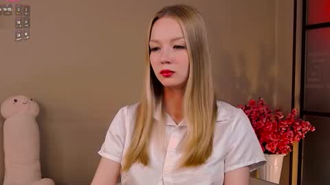 Nicole online show from 07/02/26, 11:00