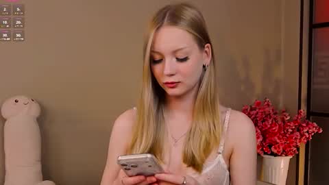 Nicole online show from 07/05/26, 11:12