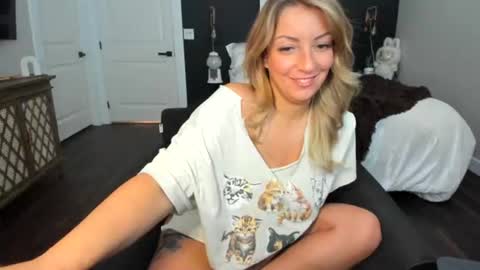 Miss nina online show from 07/30/26, 07:57
