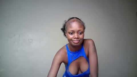 Snapshot of miss_pretty01 chatting on 06/04/26, 05:41 miss_pretty01 online show from 06/04/26, 05:41