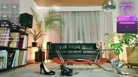 Snapshot of miss_satori_rose chatting on 01/24/25, 06:24 Satori Rose online show from 01/24/25, 06:24