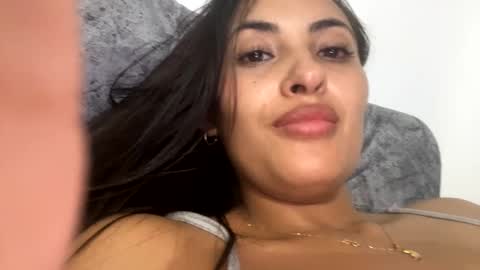 intagram miss selene59 online show from 02/01/25, 11:27
