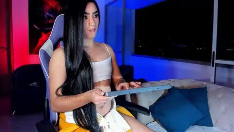 Sophie Cardenas ..... independent model online show from 02/14/26, 02:41