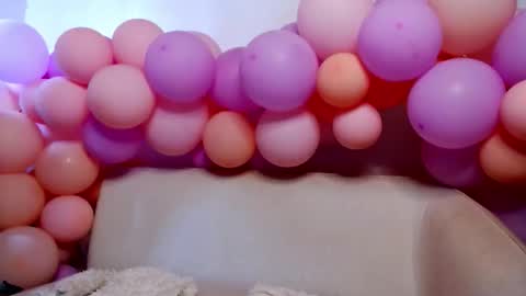 Snapshot of miss_sophiiee chatting on 03/25/26, 04:46 Sophie online show from 03/25/26, 04:46