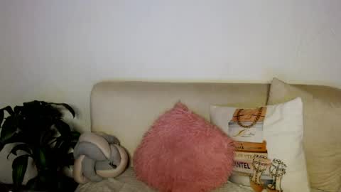Snapshot of miss_sophiiee chatting on 05/07/26, 04:18 Sophie online show from 05/07/26, 04:18