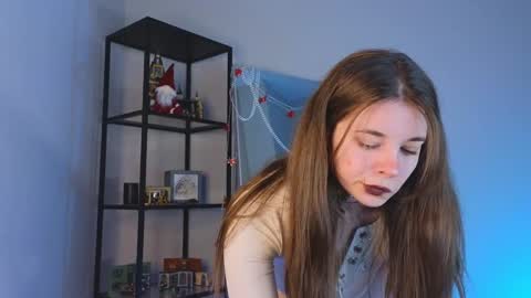 Spider girl Help me reach 10 likes online show from 01/10/25, 06:53